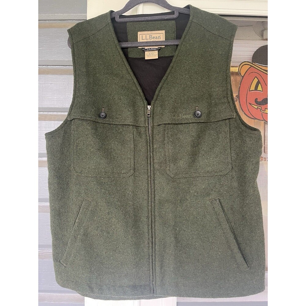 LL Bean Vintage Outdoor Heavyweight Vest Mens Medium Olive Green Wool L.L. Bean